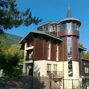 Hotel 6ato & Wellnes